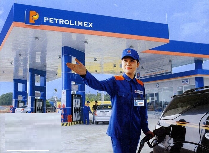 Petrolimex: Đồng hành cùng người dân cả nước trong khó khăn.