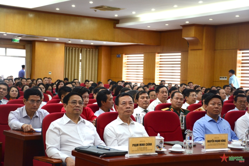 Thủ tướng Chính phủ Phạm Minh Chính tại chương trình làm việc với Hội Nhà báo Việt Nam. Ảnh: HOÀNG CHUNG