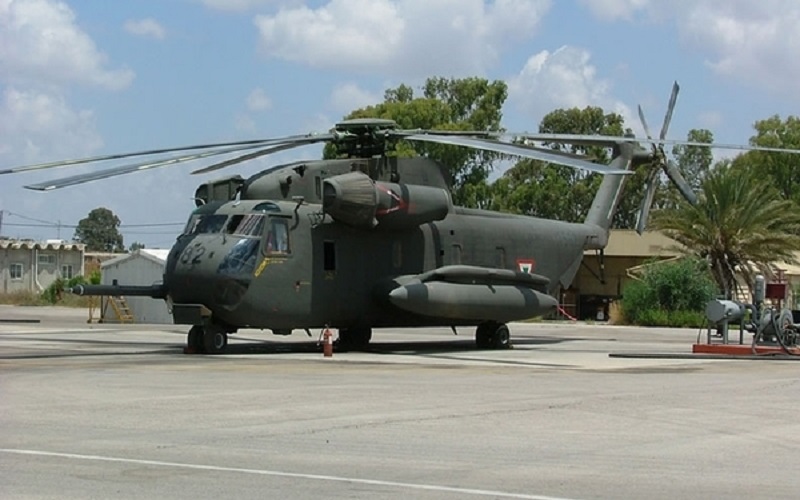 Trực thăng vận tải quân sự Sikorsky CH-53 Sea Stallion. Ảnh: Avionews