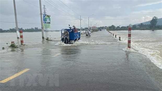 Đi tìm nguyên nhân dẫn đến ngập lụt, sạt lở liên tiếp ở Bình Định