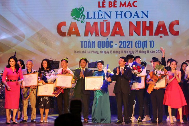 Bế mạc Liên hoan Ca Múa Nhạc toàn quốc