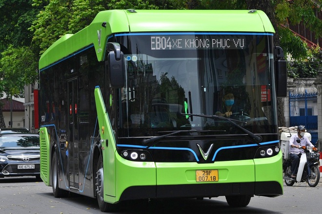 Hà Nội mở 3 tuyến buýt điện đầu tiên vào tháng 12