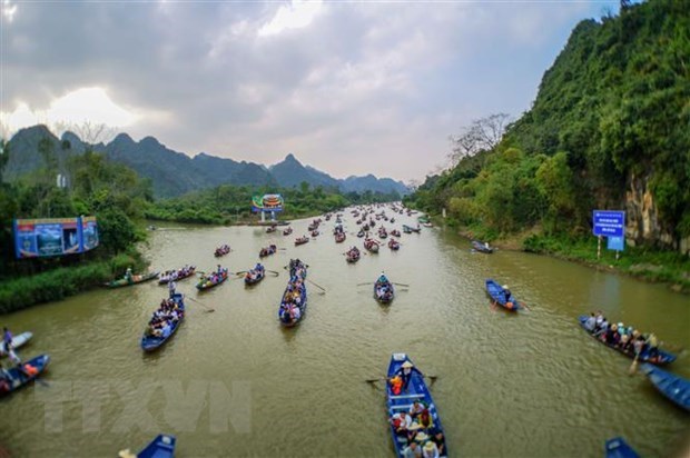 Hà Nội tạm dừng tổ chức nhiều lễ hội Xuân do ảnh hưởng dịch