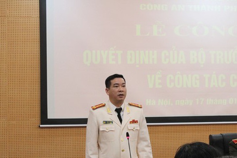Khai trừ Đảng nguyên Trưởng Công an quận Tây Hồ Phùng Anh Lê