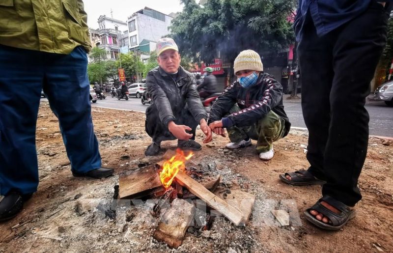 Dự báo thời tiết 9/2: Miền Bắc mưa rét, nhiều vùng biển nguy hiểm