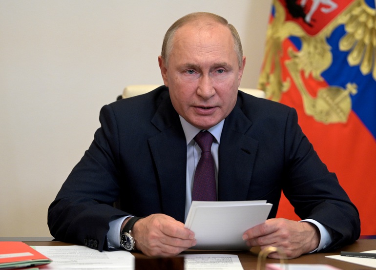 Mỹ - EU phong tỏa tài sản của Tổng thống Putin, Nga phản bác