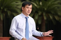 Nhiều lãnh đạo gánh vác công việc Phó Chủ tịch TP.HCM Lê Hòa Bình để lại