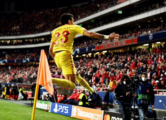 Liverpool đánh bại Benfica: Khi Salah gặp khó, đã có Luis Diaz