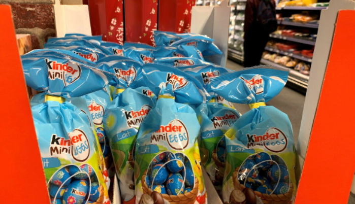 Tập đoàn Ferrero xin lỗi khách hàng về bê bối nhiễm khuẩn salmonella