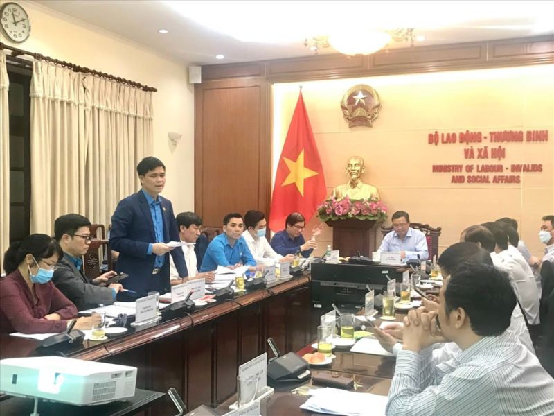 "Chốt" tăng lương tối thiểu vùng 6% từ ngày 1.7.2022