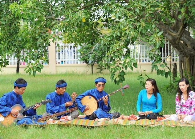 Phát huy giá trị các di sản văn hóa phi vật thể