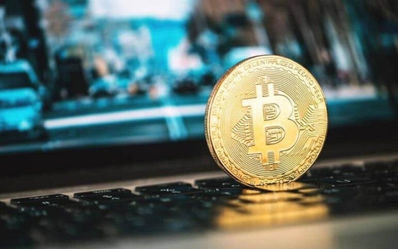 Giá Bitcoin hôm nay 16/5: Bitcoin tăng mạnh, vượt 31.000 USD