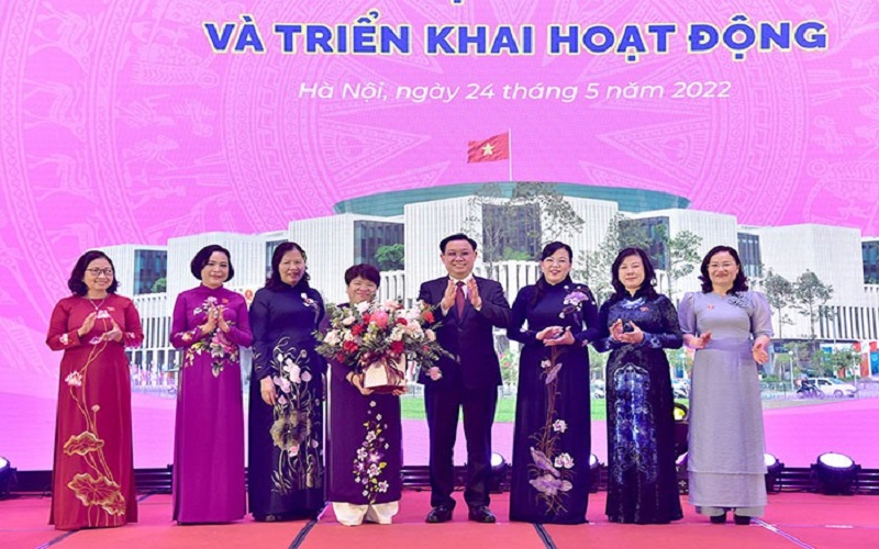 Nữ đại biểu Quốc hội đóng góp quan trọng vào những bước tiến, đổi mới, thành công của Quốc hội