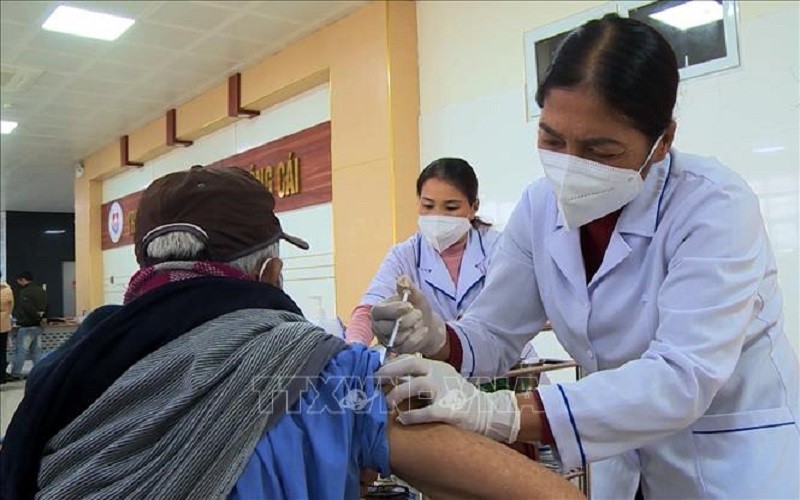 Quảng Ninh dự kiến triển khai tiêm vaccine phòng COVID-19 mũi thứ 4 từ ngày 6/6