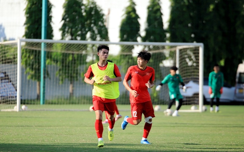 Sao tuyển U23 tìm vị trí trong đội hình U19 Việt Nam