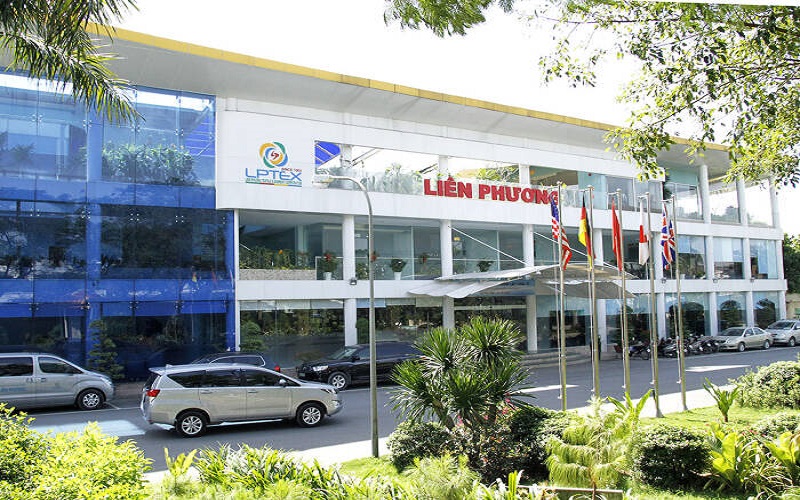 Bước sang 6 tháng cuối năm, một mối lo mới lại đang phủ bóng lên tâm trí nhà đầu tư ở Phố Wall. Đó là chính sách tiền tệ thắt chặt để chống lạm phát,