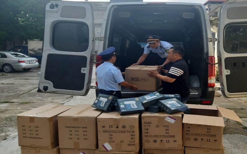 Lạng Sơn thu giữ 260 chiếc máy phun sương khử khuẩn không có hóa đơn chứng từ