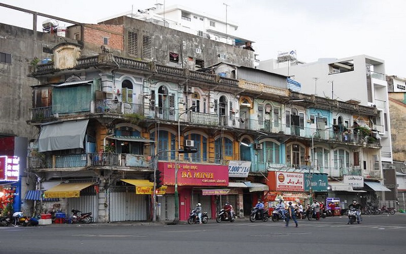 TP. Hồ Chí Minh giao quyền cho quận, huyện cải tạo, xây lại chung cư cũ