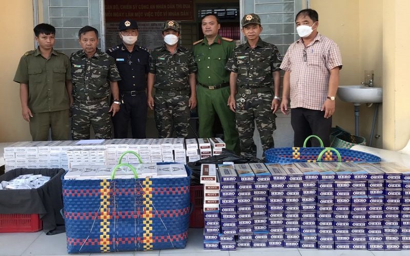 Thu giữ trên 5.000 bao thuốc lá lậu