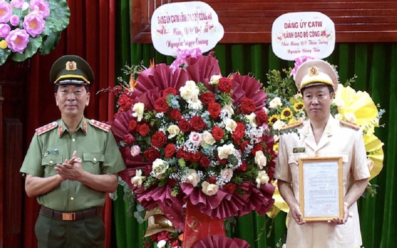 Bổ nhiệm Hiệu trưởng Trường Đại học Kỹ thuật - Hậu cần Công an nhân dân