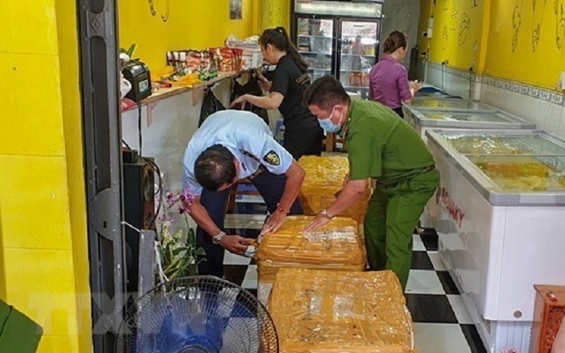 Phát hiện số lượng lớn thực phẩm đông lạnh không rõ nguồn gốc tại Cần Thơ