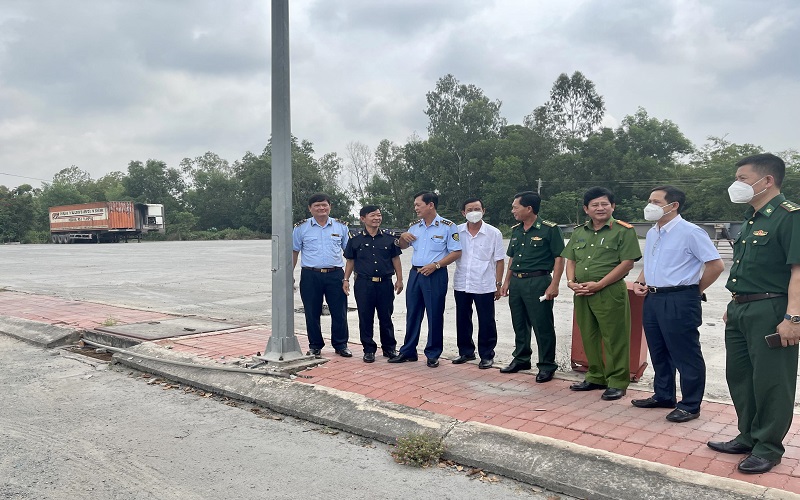 Triển khai Kế hoạch tăng cường chống buôn lậu, gian lận thương mại và hàng giả trên các tuyến biên giới, vùng biển và địa bàn nội địa