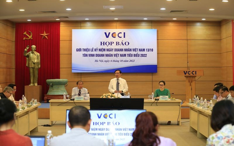 VCCI công bố chuỗi hoạt động ý nghĩa chào mừng Ngày Doanh nhân Việt Nam 13/10