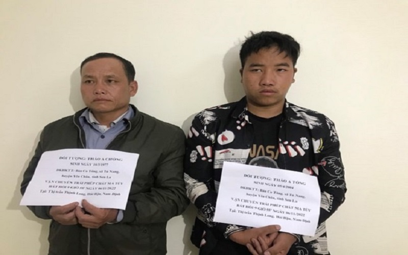 Bắt nguyên trưởng bản cùng em ruột vận chuyển ma túy tổng hợp