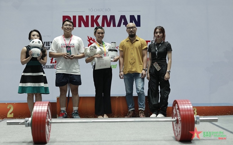 Anh Tú, Lan Anh xuất sắc nhất Giải powerlifting Việt Nam 2022