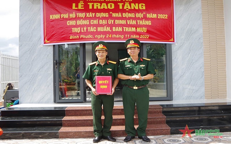 Binh đoàn 16 trao tặng “Nhà đồng đội”