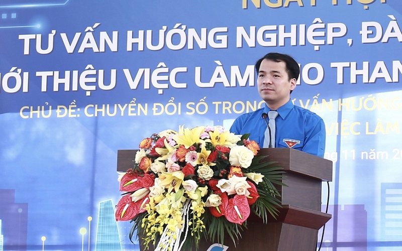 Nâng cao nhận thức của thanh niên về nghề nghiệp, việc làm