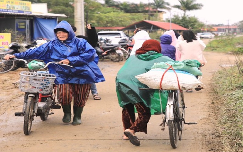 Đong đầy nghĩa tình ở phiên chợ 0 đồng ngày giáp Tết Quý Mão 2023