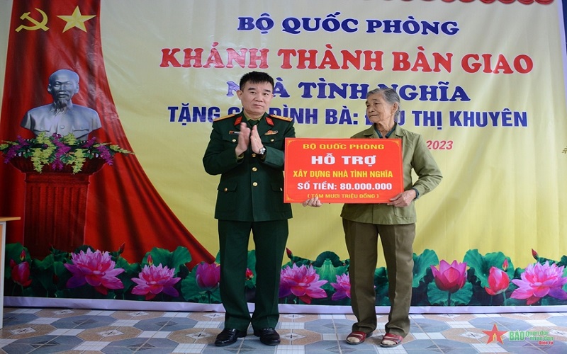 Bộ Quốc phòng bàn giao nhà tình nghĩa tặng vợ liệt sĩ