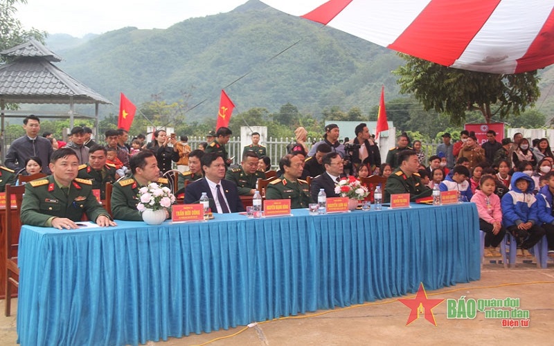 Sơn La: Chương trình “Xuân biên cương đoàn kết, Tết thắm tình quân dân”