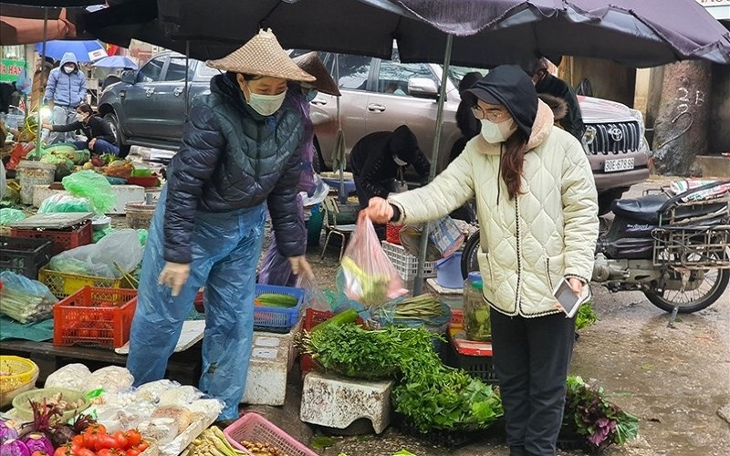 Ngày mồng 4 Tết: Dự báo giá cả hàng tiêu dùng không có biến động bất thường