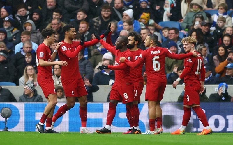 Thua ngược Brighton, Liverpool trở thành cựu vương FA Cup