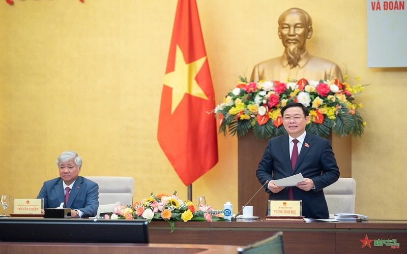 Chủ tịch Quốc hội đề nghị Mặt trận Tổ quốc tham gia chuẩn bị lấy phiếu tín nhiệm