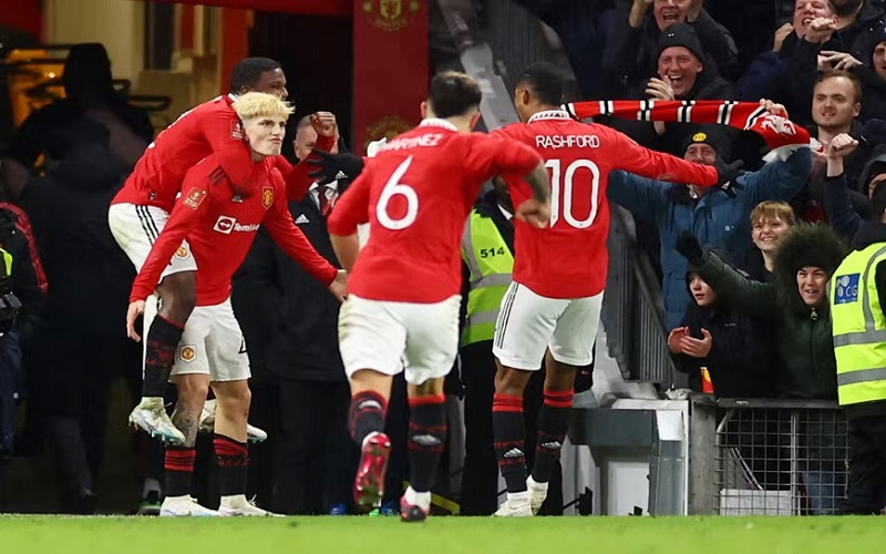 Kết quả bóng đá hôm nay (2-3): Man Utd giành vé vào tứ kết FA Cup