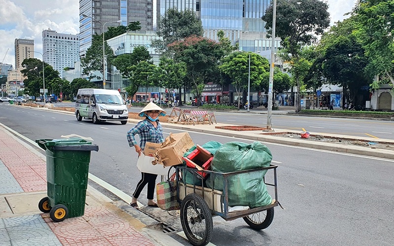 Thiết lập trật tự vỉa hè: Tìm lời giải cho bài toán khó