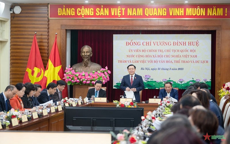 Chủ tịch Quốc hội Vương Đình Huệ: Quảng bá văn hóa Việt Nam qua Hội nghị Nghị sĩ trẻ toàn cầu lần thứ 9