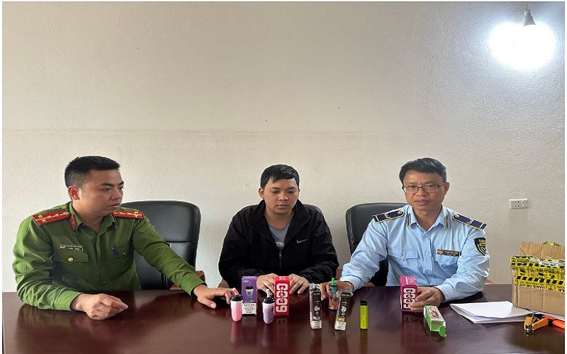 Lai Châu: Phát hiện, xử lý cơ sở kinh doanh thuốc lá vi phạm