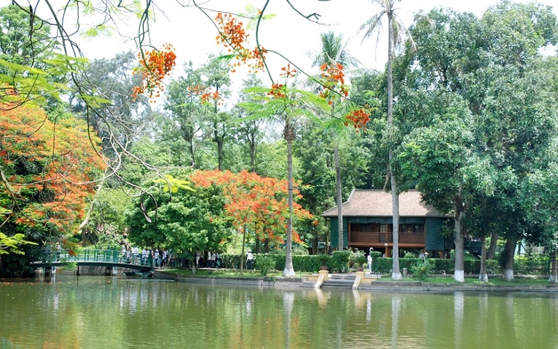 65 năm Ngày khởi công xây dựng Nhà sàn Bác Hồ (15-4-1958/15-4-2023): “Một đời thanh bạch chẳng vàng son”