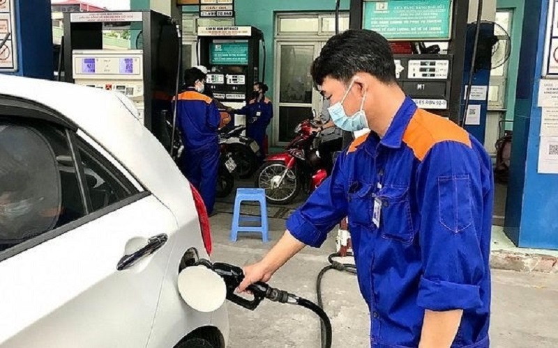 Giá xăng trong nước dự báo tiếp tục tăng