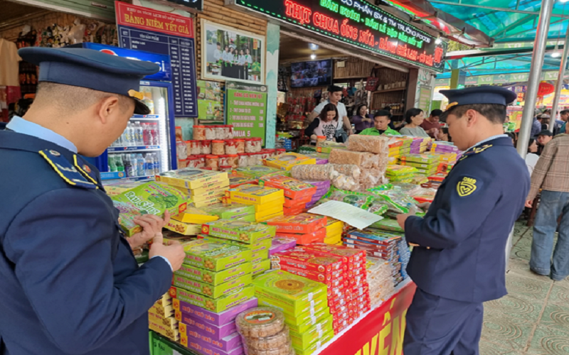 Tăng cường kiểm tra kiểm soát chặt chẽ hoạt động kinh doanh dịp lễ giỗ tổ Hùng Vương và Tuần Văn hóa Du lịch Đất tổ 2023