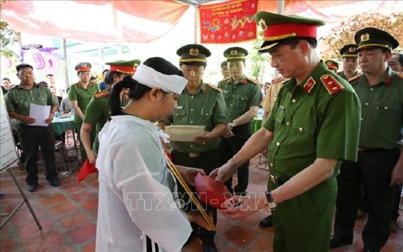 Truy thăng cấp hàm Trung tá cho cán bộ Cảnh sát giao thông Long An hy sinh khi làm nhiệm vụ