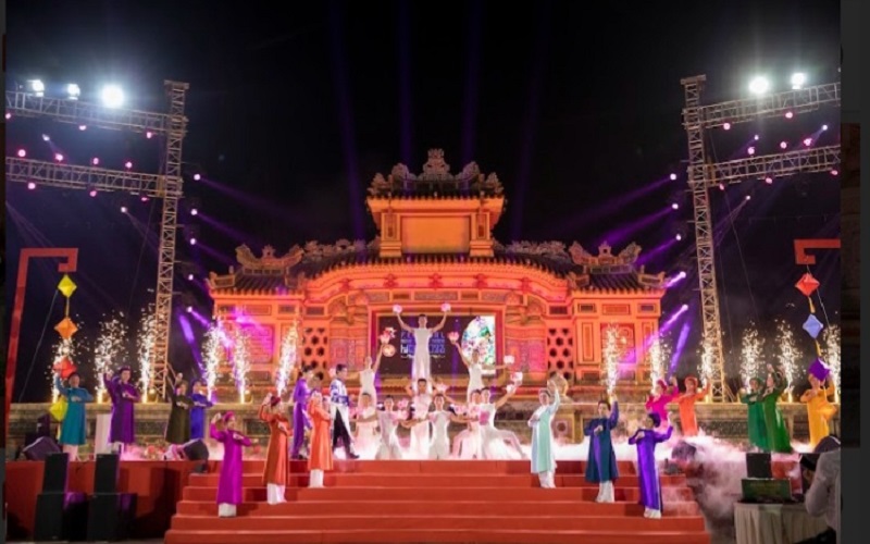 Các chương trình Lễ hội Festival nghề truyền thống Huế 2023 thu hút khoảng 300.000 lượt khách