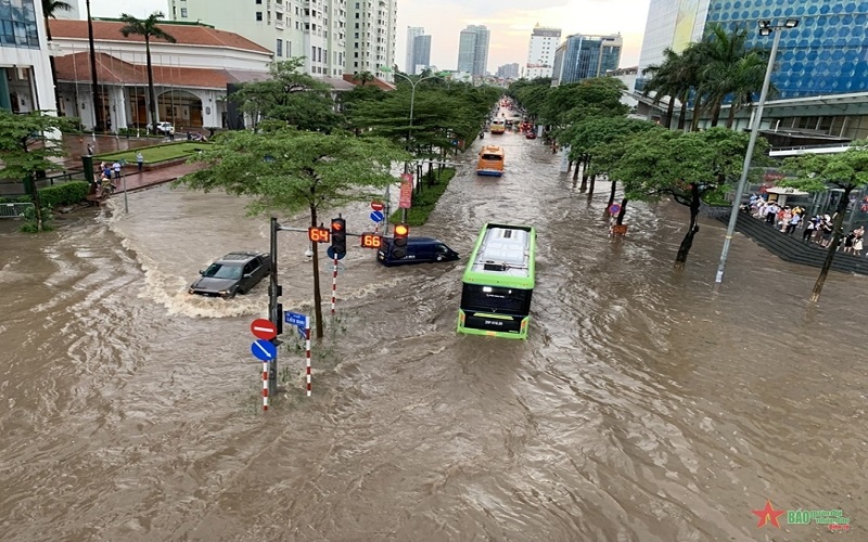 Cảnh báo ngập lụt khu vực nội thành Hà Nội