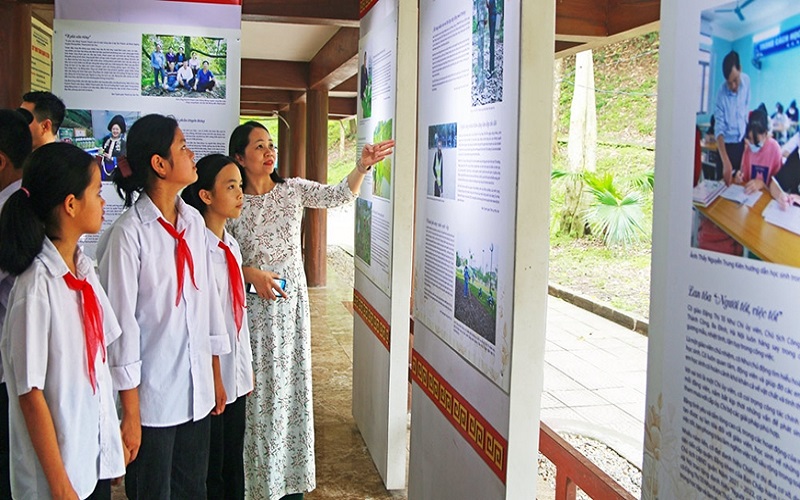 Tôn vinh gần 100 tấm gương bình dị mà cao quý
