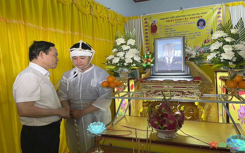 Tỉnh Đắk Lắk: Phó thủ tướng Trần Lưu Quang thăm, viếng các nạn nhân trong vụ dùng súng tấn công tại huyện Cư Kuin