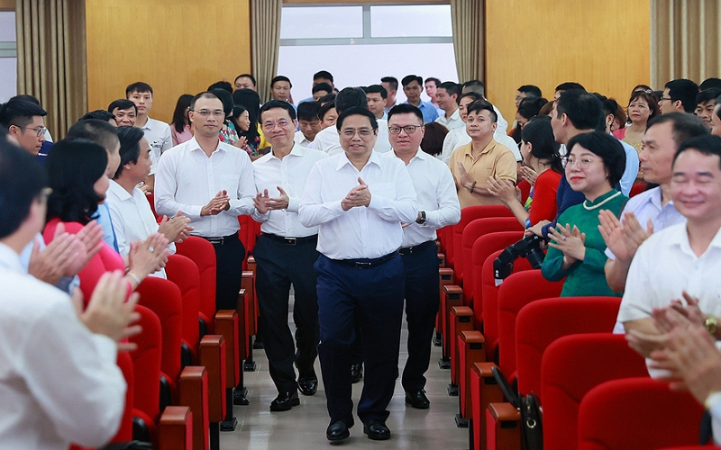 Thủ tướng Phạm Minh Chính: Báo chí phải đi đầu trong phát hiện, biểu dương người tốt, việc tốt, lấy tích cực đẩy lùi tiêu cực